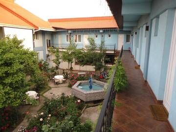 Фотографии Хостелы Hostel Tropical г. Дробета-Турну- Севери (Румыния) №1 Фото Хостелы Hostel Tropical г. Дробета-Турну- Севери 1